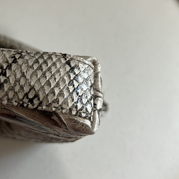 Worthington, Gray & Black, Snakeskin Purse with Chainlink Strap - Picture 8 of 9